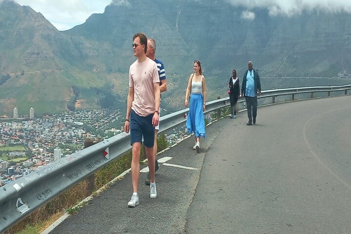 Private Multi-Day Tour to Table Mountain and Robben Island from Cape Town - Image 2
