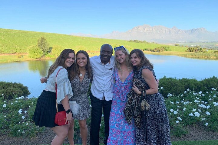 Private Stellenbosch and Paarl Wine Tour With Family Wildlife - Image 1