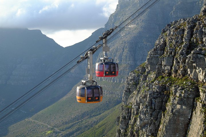 Private Table Mountain, Kirstenbosch and Constantia Wine Tasting. - Image 1