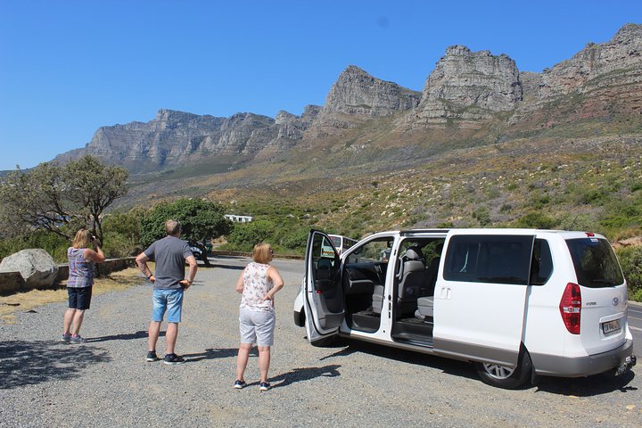 Return Transfer to Aquila Safari The Big 5 From Cape Town Excluding Entry Fees - Image 1