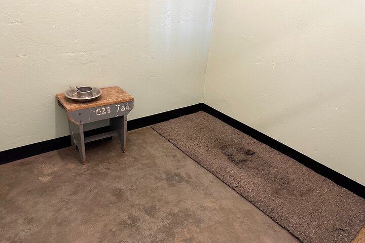 Robben Island and Langa Township Small Group Tour with Lunch - Image 4