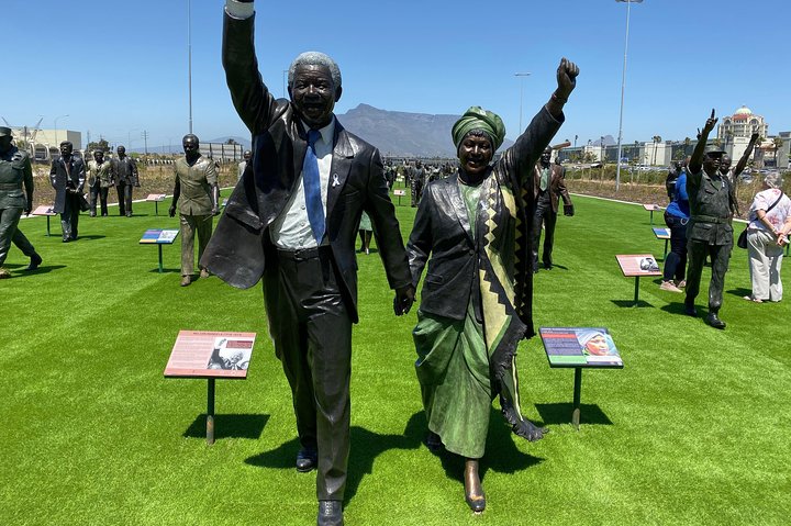 Robben Island Boat Ticket & Mandela Long Walk To Freedom Tour With Hotel Pick Up - Image 1