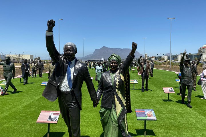 Robben Island Boat Ticket & Mandela Long Walk To Freedom Tour With Hotel Pick Up - Image 2