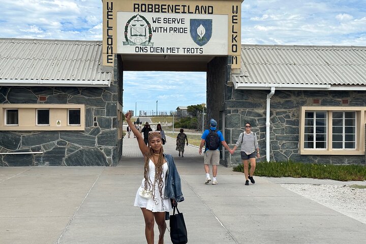 Robben Island Ticket Half Day Tour from Cape Town - Hotel Pick Up & Drop off - Image 2