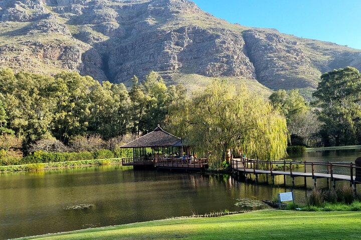 Stark-Conde and Tokara Wine Tasting all inclusive - Image 2