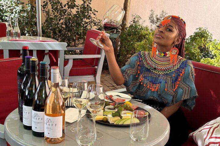 Stellenbosch and Franschhoek 20 Wine Tasting & Lunch & Tasting Fees Shared Tour - Image 2