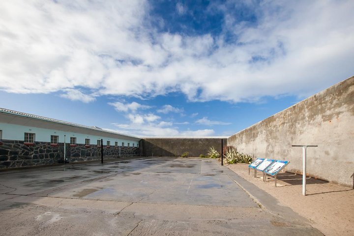 Table Mountain, City, Robben Island incl TM Ticket/Robben Island Ticket - Image 3