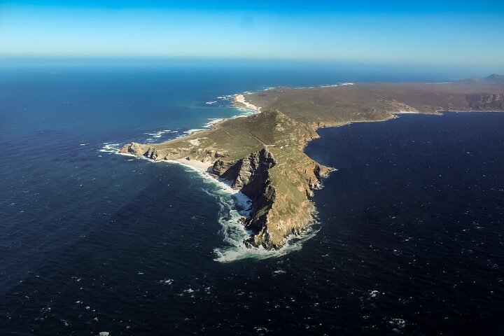 V&A, Table Mountain, & The Cape Peninsula Helicopter tour - Image 1