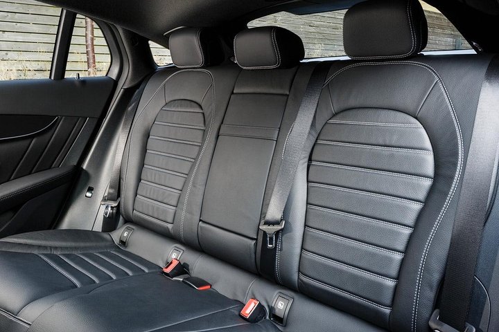 VIP Cape Town Private Guided Tour in Premium Luxury Vehicle - Image 3