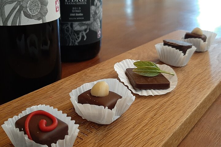 Wine tour to Stellenbosch & Franschhoek • incl tastings & lunch - Image 2