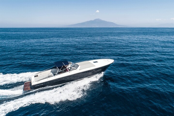 Amalfi & Positano Private Yacht Tour - Image 3