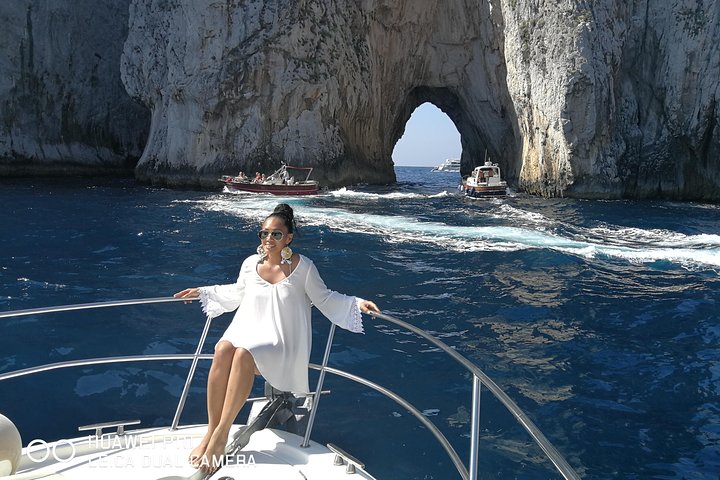 Capri luxury boat experience PLUS - Image 5