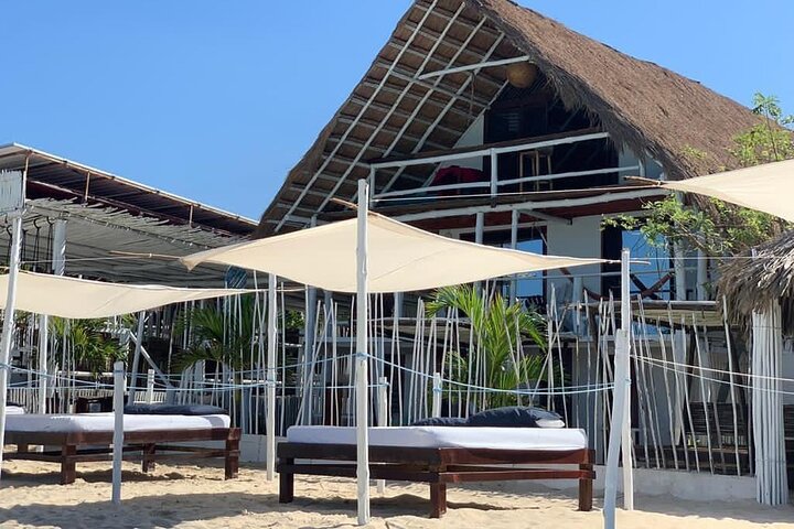 A day on the beach at Nena beach to rest on Isla Baru in Cartagena - Image 2