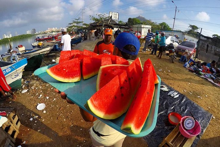 Bazurto Market Half day tour in Cartagena - Image 5