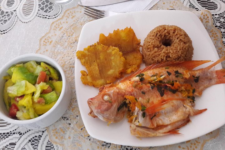 Bazurto Market Tour and Cooking Class in Cartagena - Image 5