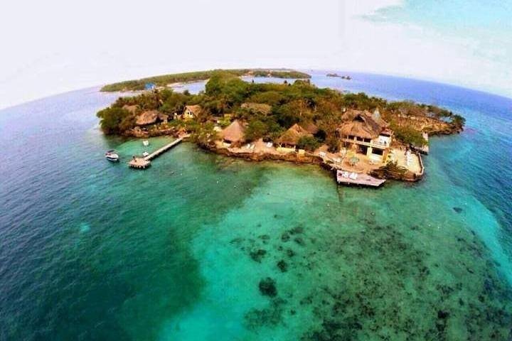 Bolivar Pirate Island Experience with Lunch - Image 4