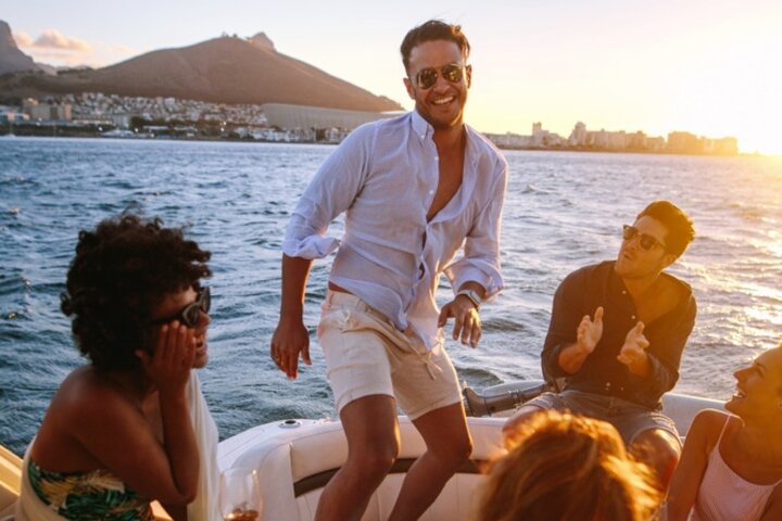 Cartagena: Sunset Boat Party (Open Bar, Local Host, Meet People) - Image 2