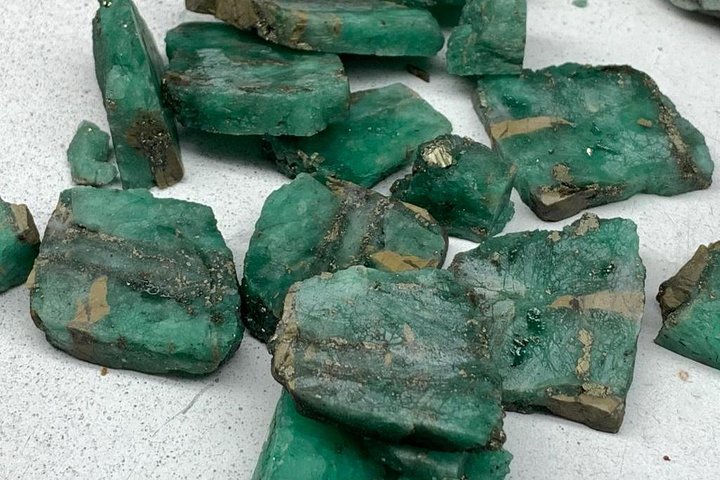 Emerald Lecture - Become an expert - Image 4