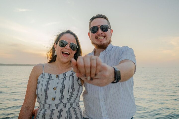 Engagement or Symbolic Wedding on a Boat in Cartagena - Image 1