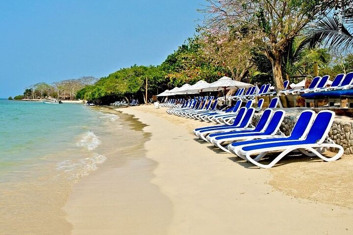 Full day Isla del Encanto - Rosario Islands - Image 2