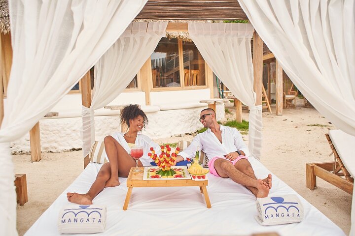 Full Day Mangata Beach Tour Adventure on Rosario Island - Image 2