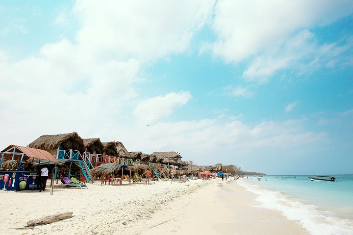 Playa Blanca in Baru Island - Image 4