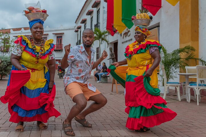 Private Citytour in the Colonial Cartagena to Shore excursions - Image 4