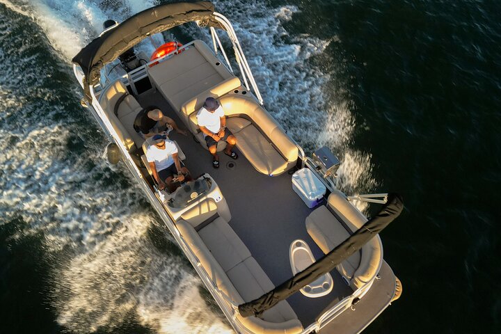 Private Luxury Boat Tour through the Magical Bay of Cartagena - Image 2