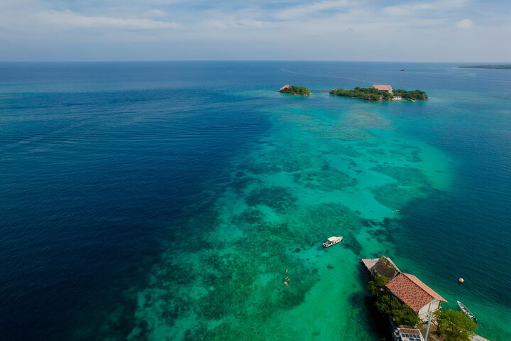 Rosario Islands Boat Adventure Tour Departing from Isla Grande - Image 3