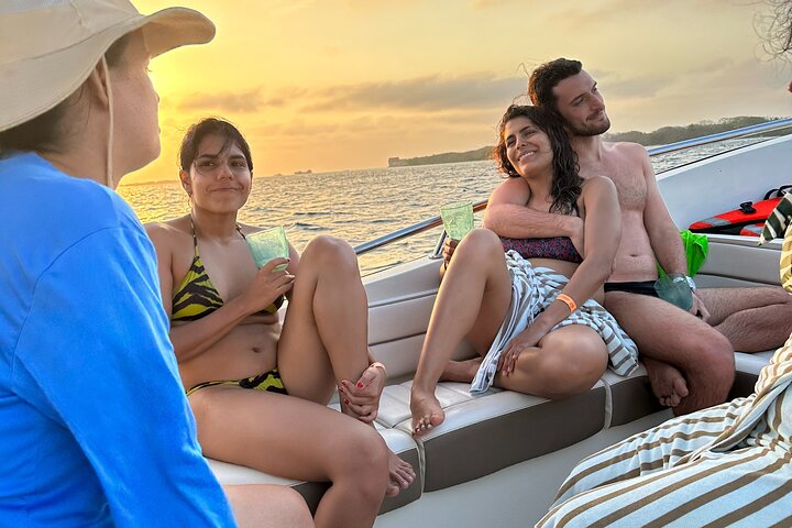 Rosario Islands Boat Adventure Tour Departing from Isla Grande - Image 5