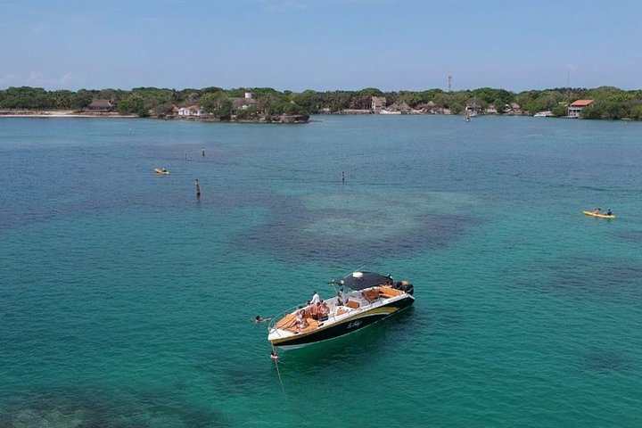 Rosario Islands Private Boat Tour - Image 1
