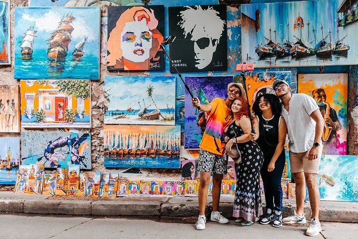 Selfie Tour in Cartagena - Image 1