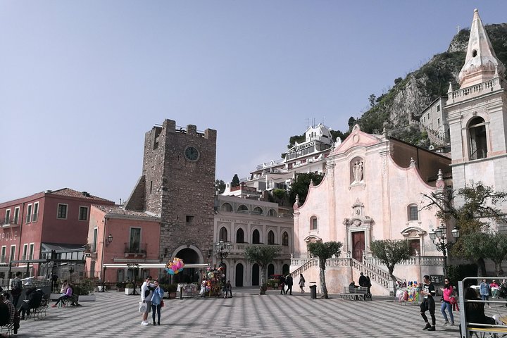 Day trip Etna and Taormina Highlights - Image 1
