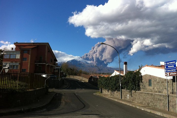 Etna and Taormina Private Tour from Catania - Image 4