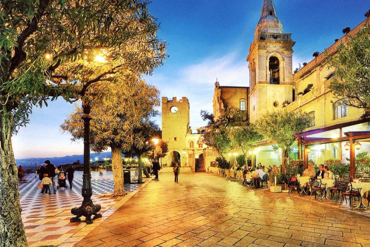 Mount Etna & Taormina (Full Day Tour) - Image 4