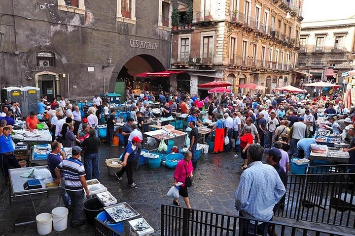 One Day Tour in Catania and Trekking on Etna - Image 4