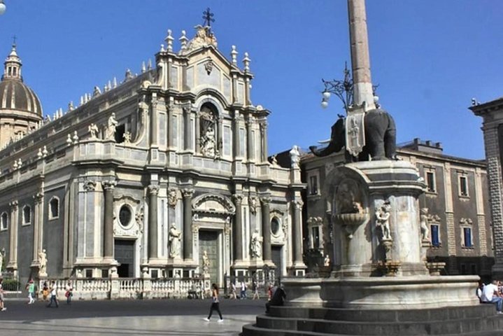 One Day Tour in Catania and Trekking on Etna - Image 3