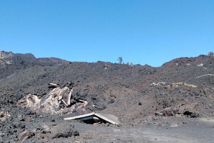 Private Tour of Mount Etna with Etna Doc Wine Tasting - Image 1