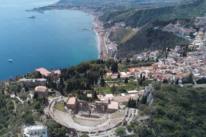 Taormina to discover the most beautiful landscapes in the world - Image 5