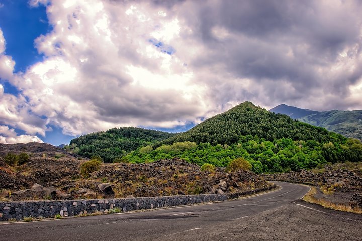 Tour Etna & Wine Tasting - Image 5