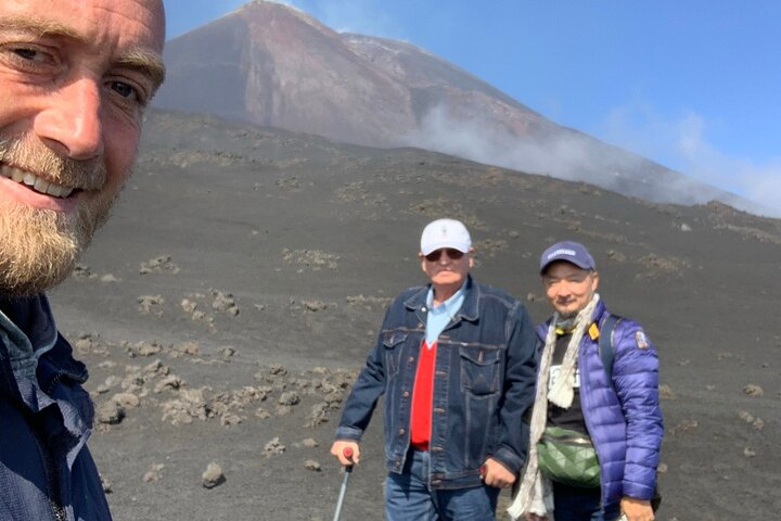 Tour privato di un giorno Etna-Taormina-Castelmola - Image 3
