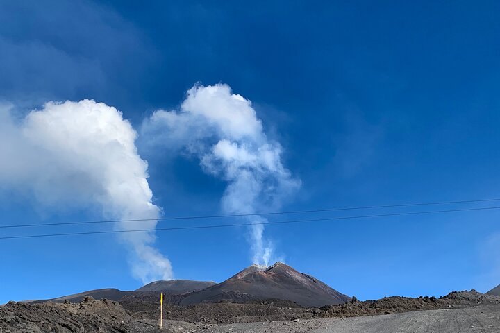 Tour privato di un giorno Etna-Taormina-Castelmola - Image 5