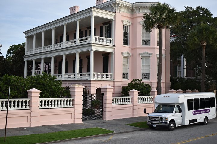 Sightseeing Tour of Charleston by Bus - Image 1