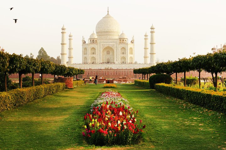 Chennai to Taj Mahal and Agra Same Day Tour with Return Flights - Image 2