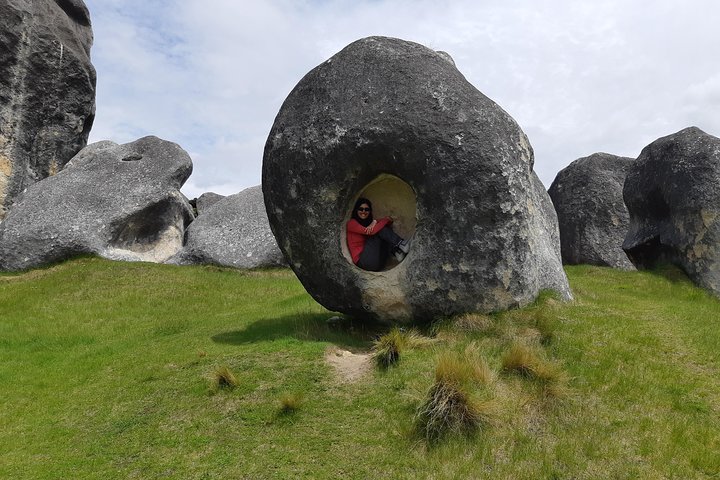 Castle Hill/Kura Tawhiti- Guided tour from Christchurch - Image 5