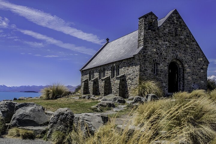 Christchurch to Queenstown via Tekapo & Mt Cook Small Group Tour - Image 1