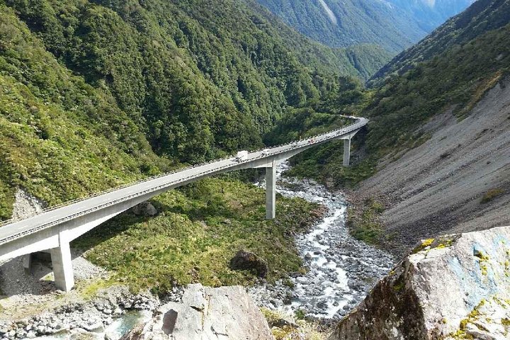 Day Trip - Christchurch to Arthur's Pass - Image 1