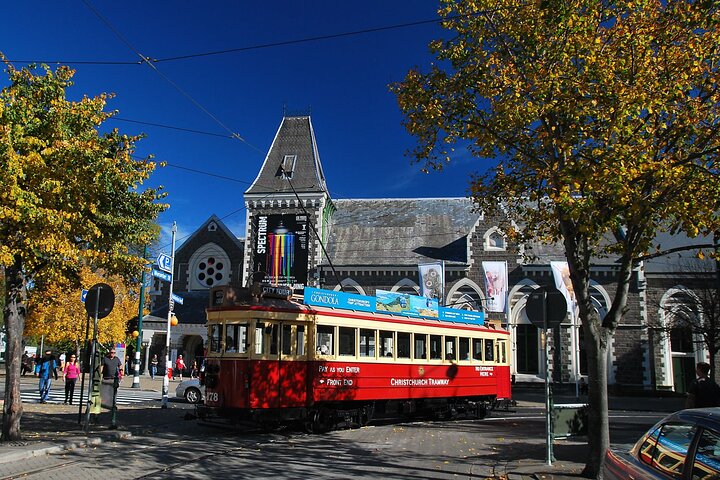 Discover Christchurch Tour - Image 1
