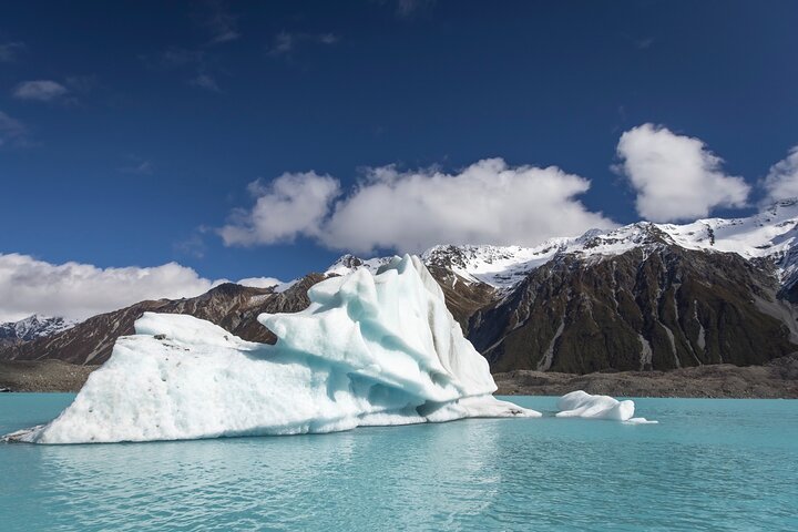 Mount Cook Lake Tekapo & Tasman Glacier Private Tour - Image 5