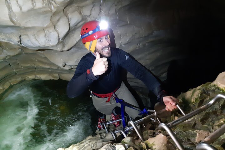 Private Cave Stream & Castle Hill Tour from Christchurch - Image 3
